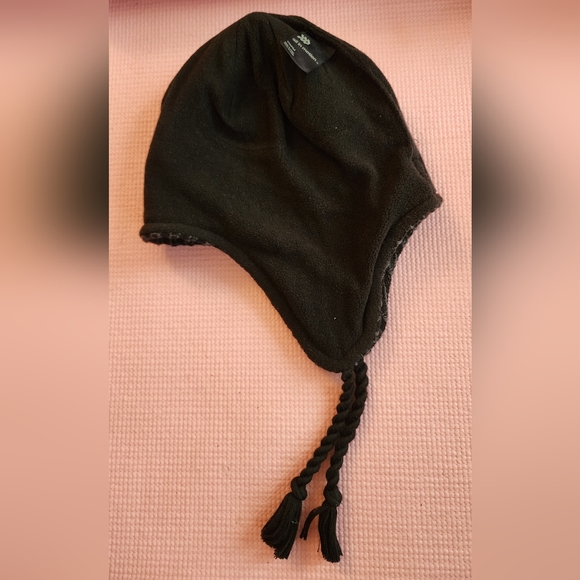 Unisex Stylish Black Hat - Picture 6 of 6